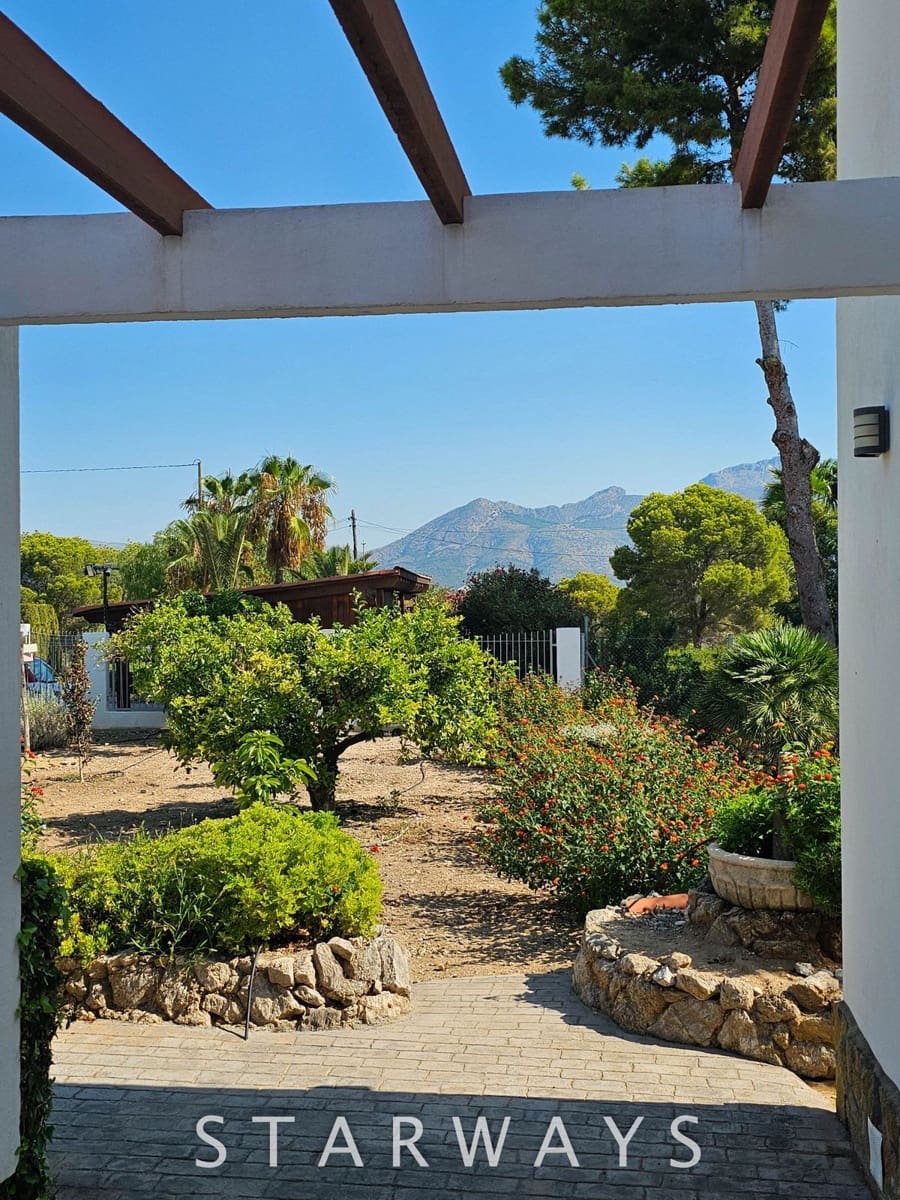 5 Zimmer Villa zu verkaufen in Alfaz del Pi / L'Alfas del Pi mit Pool Garage - 1.600.000 € (Ref: 9178036)