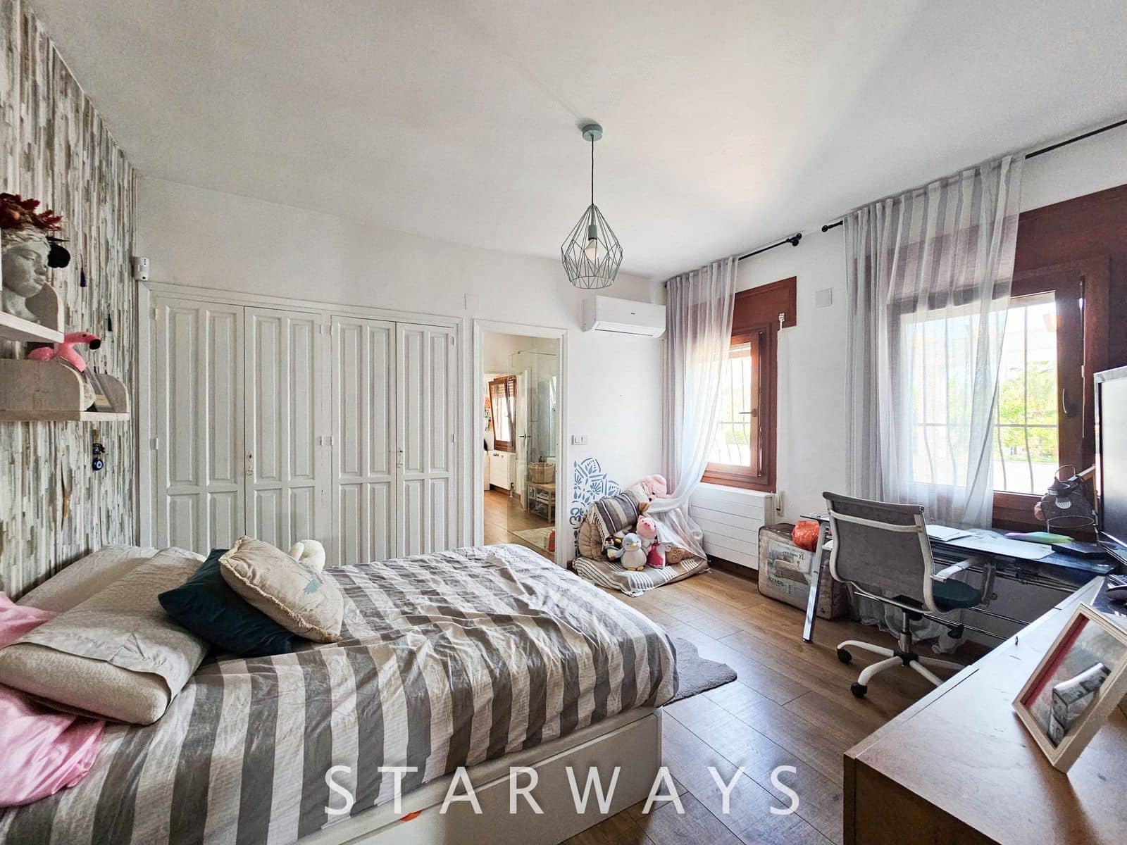 5 Zimmer Villa zu verkaufen in Alfaz del Pi / L'Alfas del Pi mit Pool Garage - 1.600.000 € (Ref: 9178036)