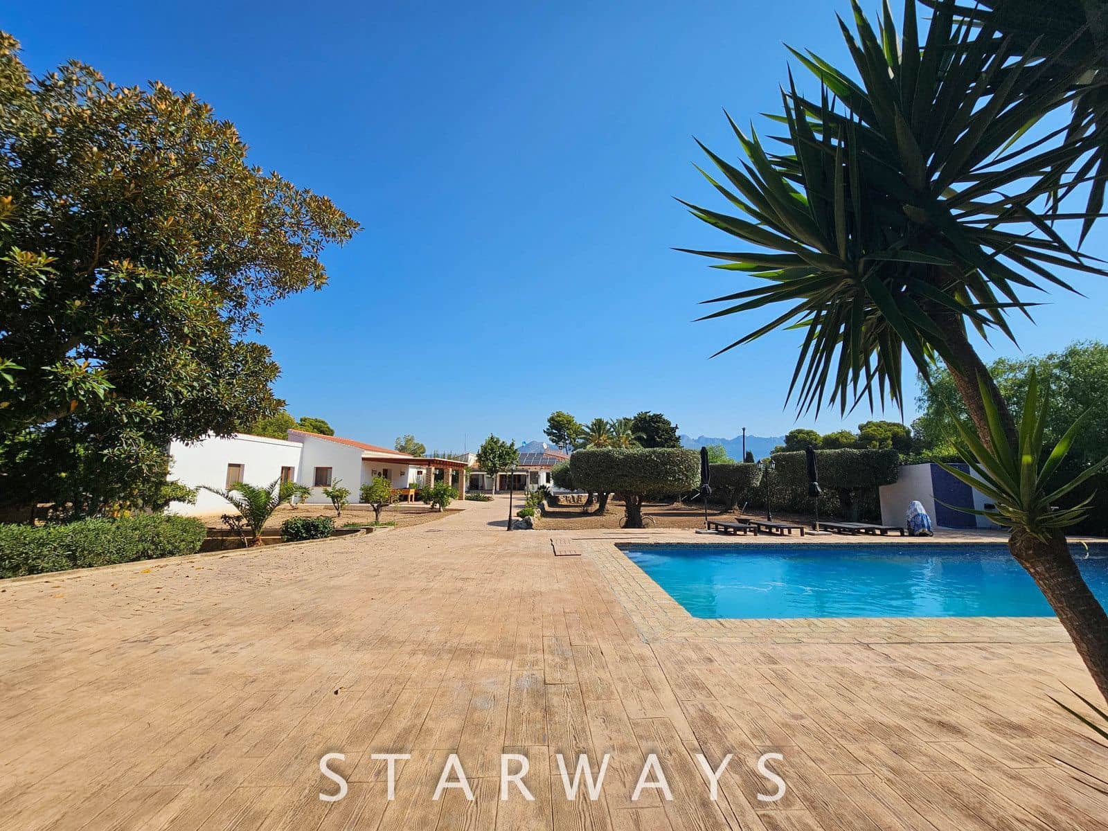 5 Zimmer Villa zu verkaufen in Alfaz del Pi / L'Alfas del Pi mit Pool Garage - 1.600.000 € (Ref: 9178036)