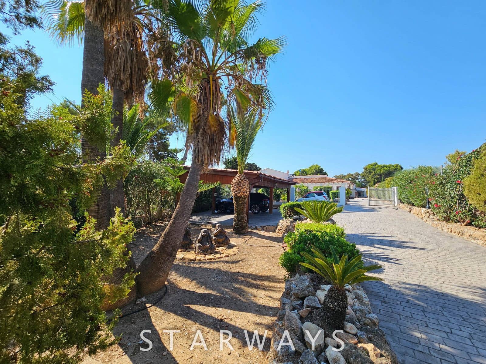 5 Zimmer Villa zu verkaufen in Alfaz del Pi / L'Alfas del Pi mit Pool Garage - 1.600.000 € (Ref: 9178036)