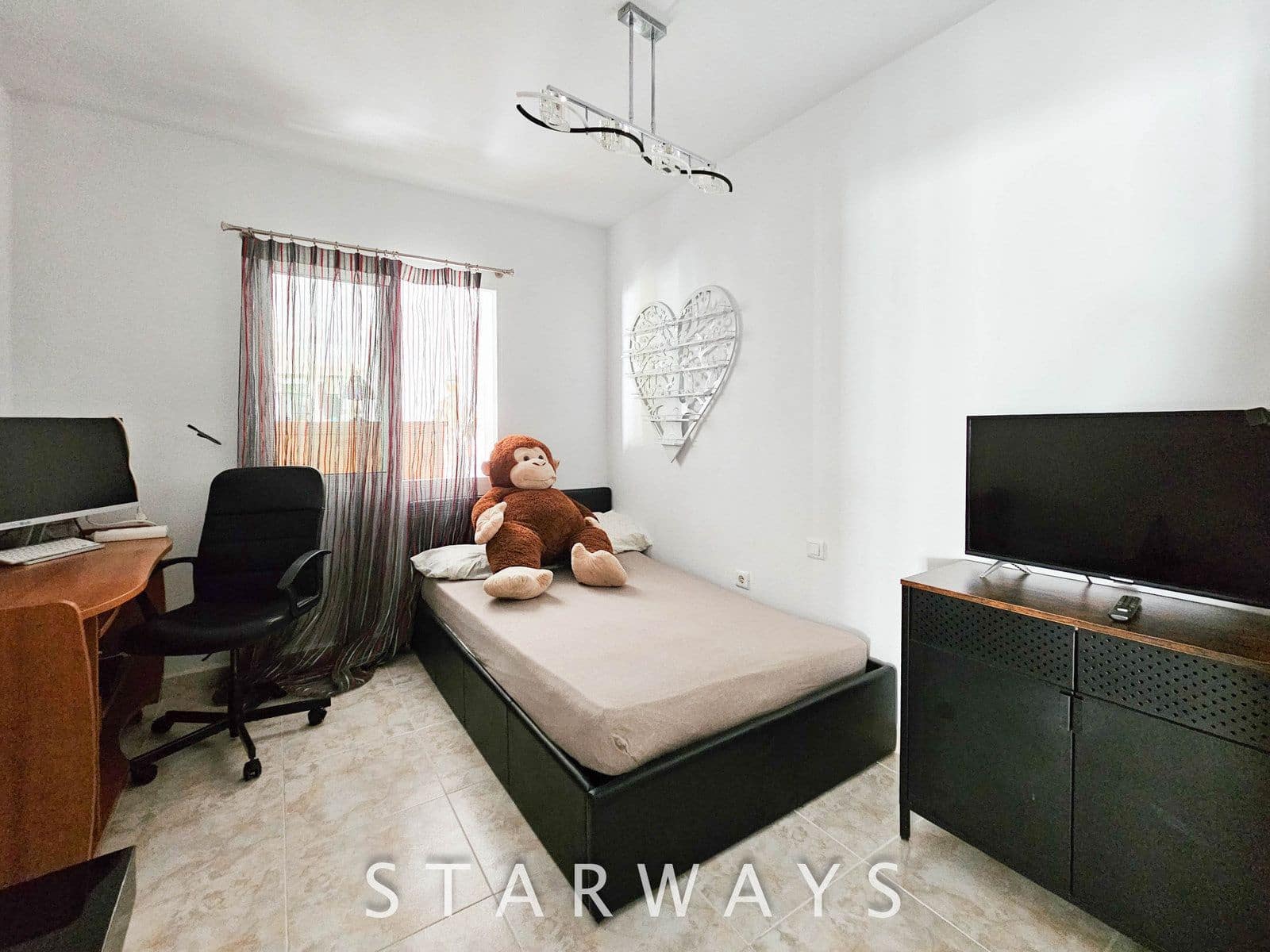 Chalet de 3 habitaciones en La Nucia en venta con piscina garaje - 495.000 € (Ref: 9192066)