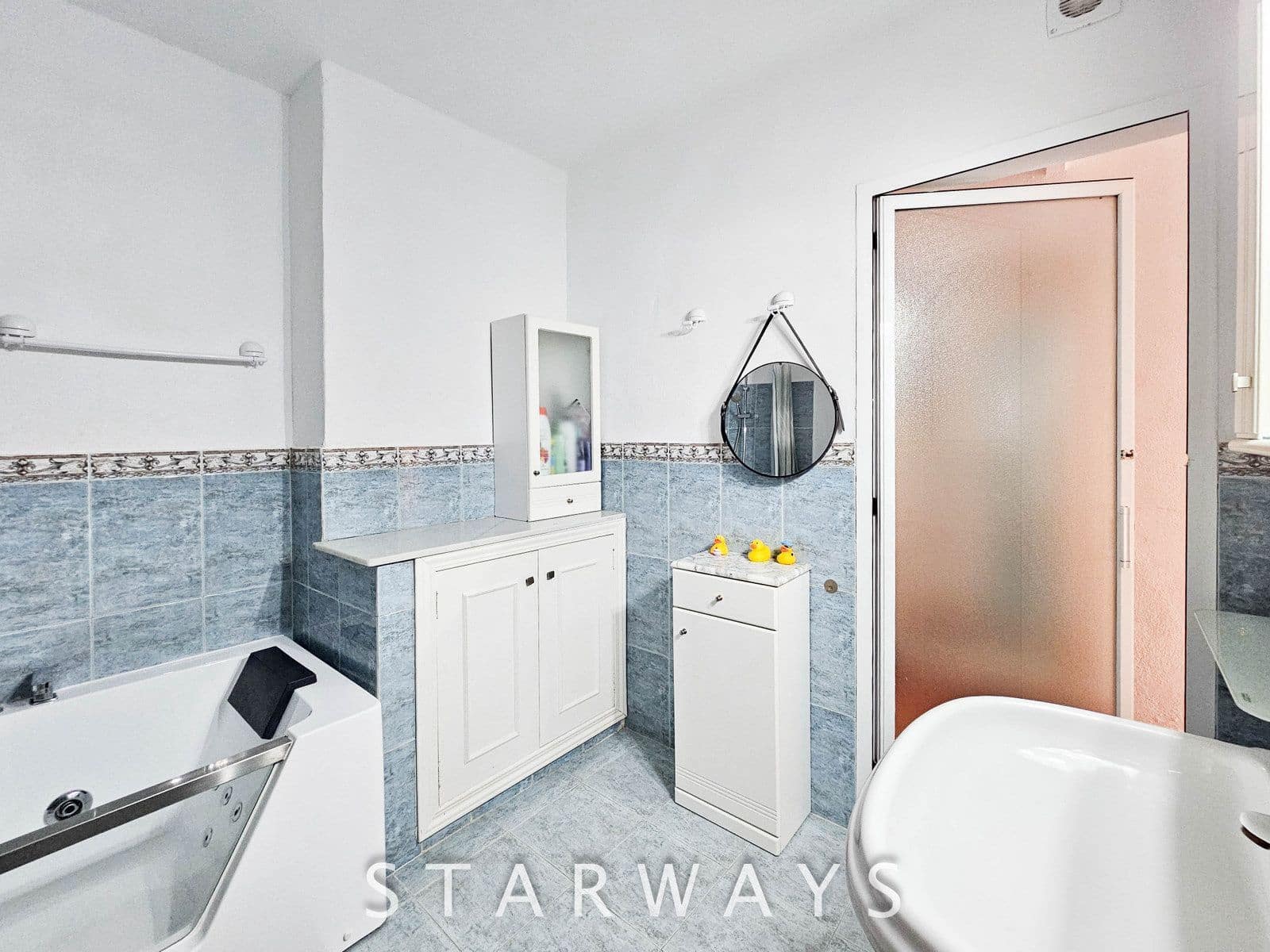 Chalet de 3 habitaciones en La Nucia en venta con piscina garaje - 495.000 € (Ref: 9192066)