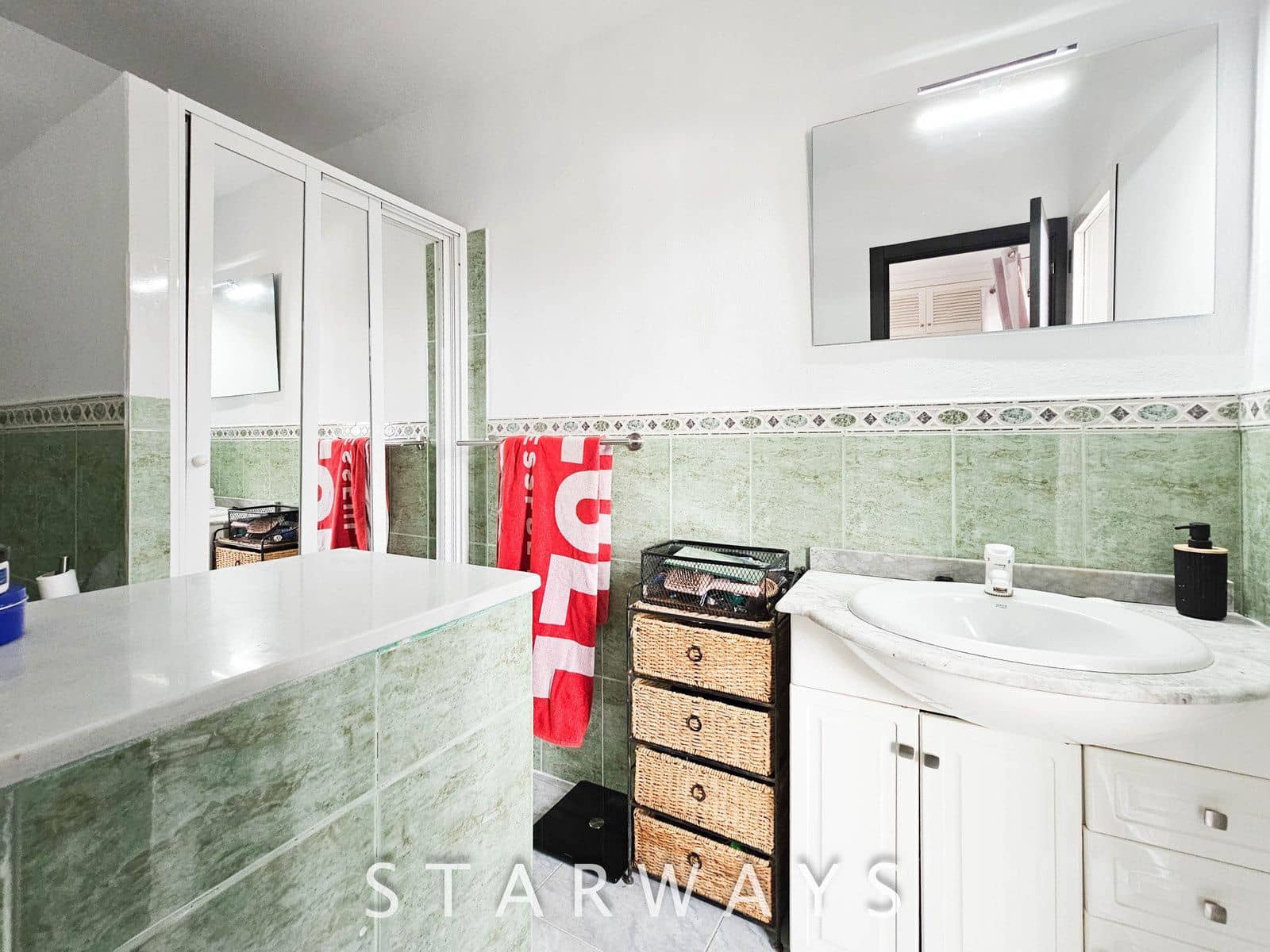 Chalet de 3 habitaciones en La Nucia en venta con piscina garaje - 495.000 € (Ref: 9192066)