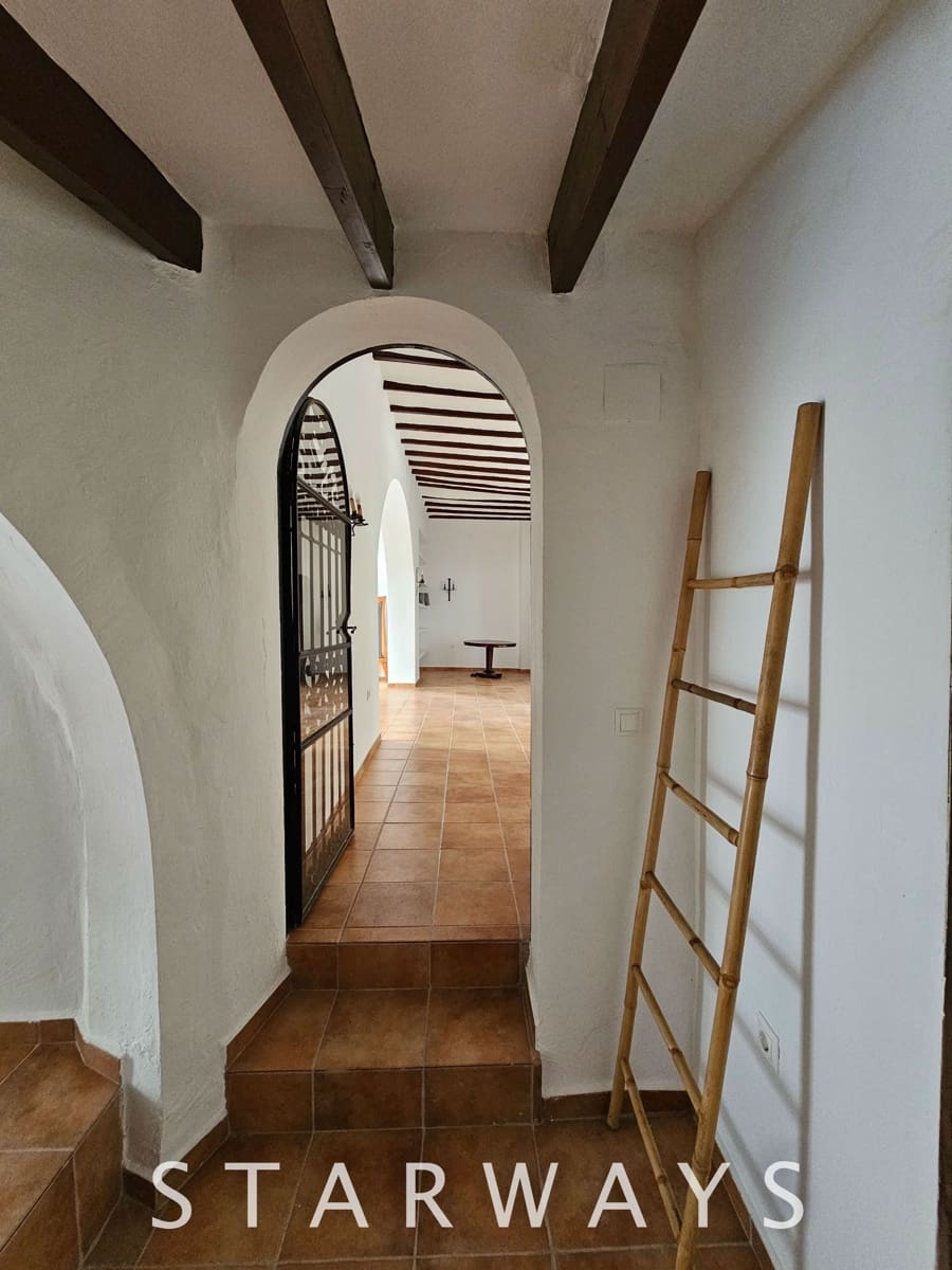 5 quarto Moradia para venda em Callosa d'En Sarria - 399 000 € (Ref: 9198790)