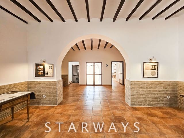 5 bedroom Villa for sale in Callosa d'En Sarrià - € 399,000 (Ref: 9198790)