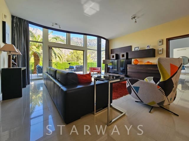 Chalet de 4 habitaciones en Altea en venta con piscina garaje - 1.200.000 € (Ref: 9198793)