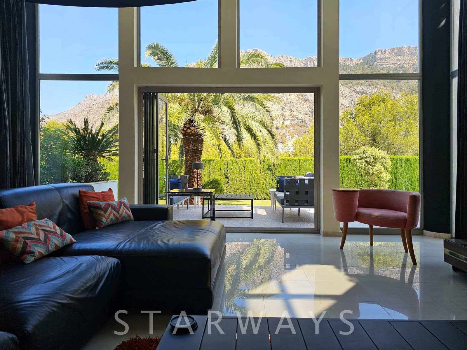 Chalet de 4 habitaciones en Altea en venta con piscina garaje - 1.200.000 € (Ref: 9198793)