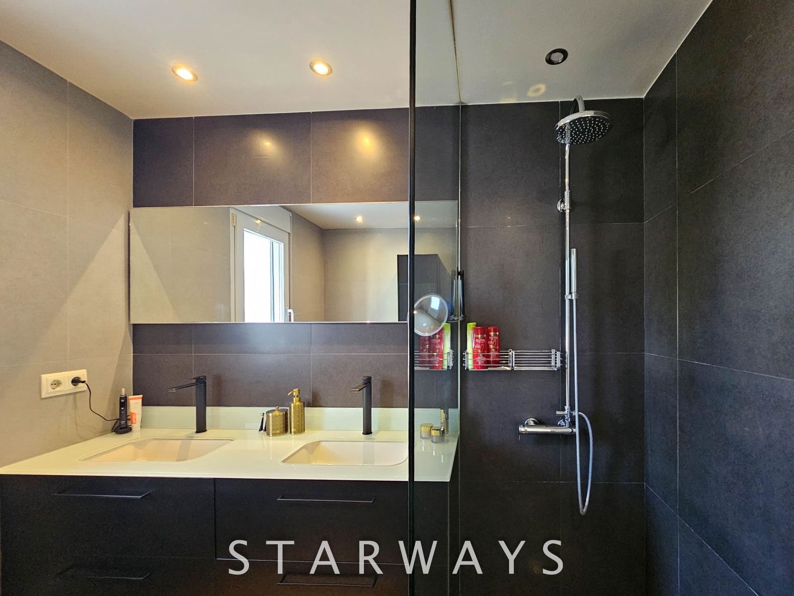 3 Zimmer Villa zu verkaufen in Alfaz del Pi / L'Alfas del Pi mit Pool Garage - 789.000 € (Ref: 9239601)