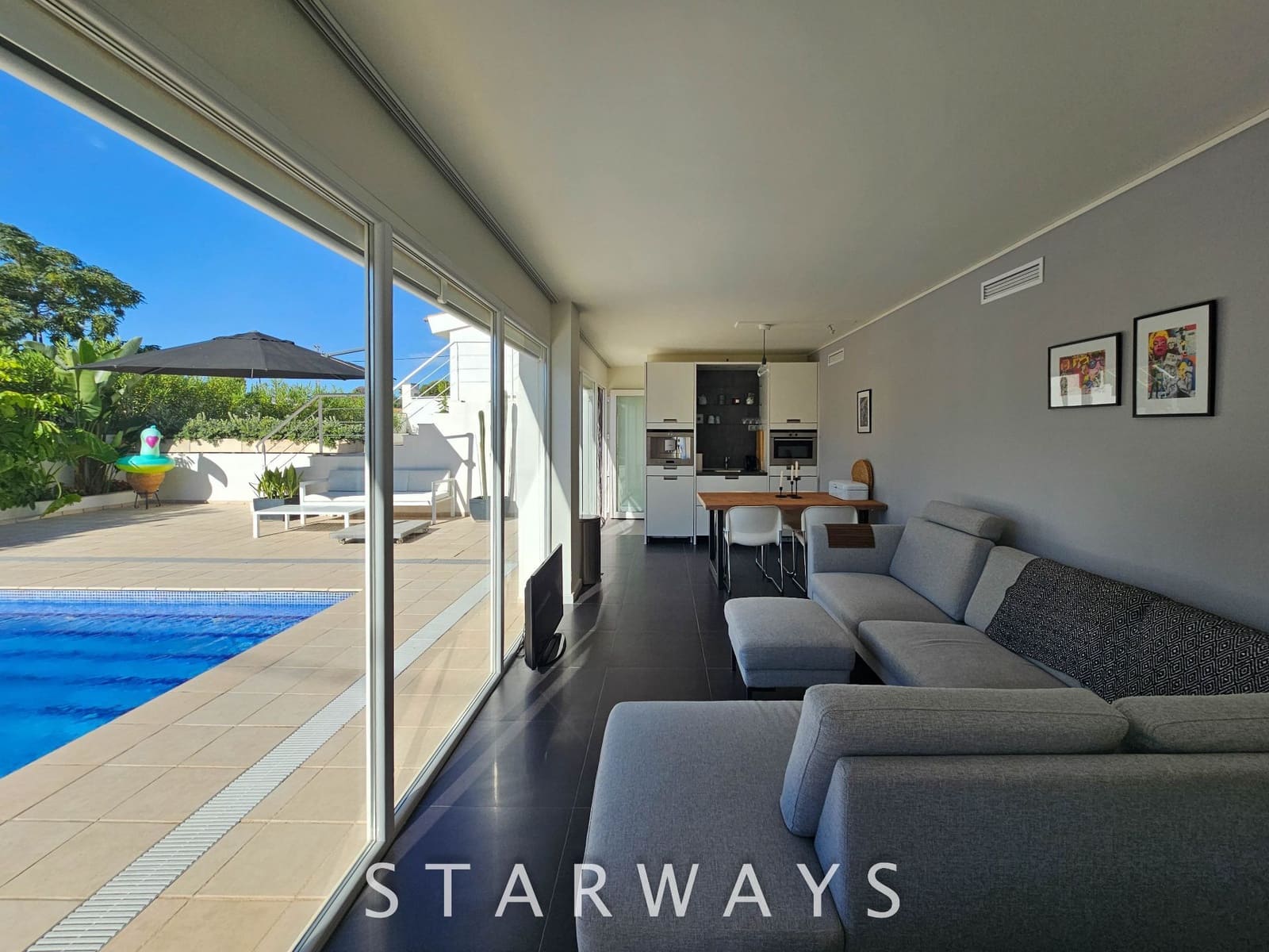 3 Zimmer Villa zu verkaufen in Alfaz del Pi / L'Alfas del Pi mit Pool Garage - 789.000 € (Ref: 9239601)