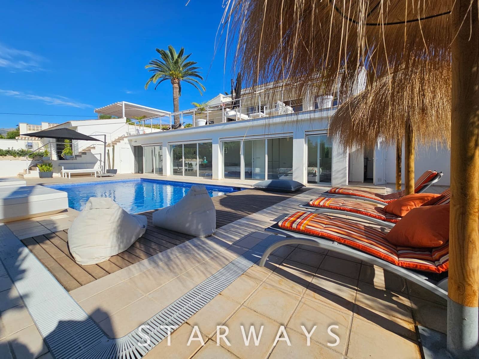 3 Zimmer Villa zu verkaufen in Alfaz del Pi / L'Alfas del Pi mit Pool Garage - 789.000 € (Ref: 9239601)