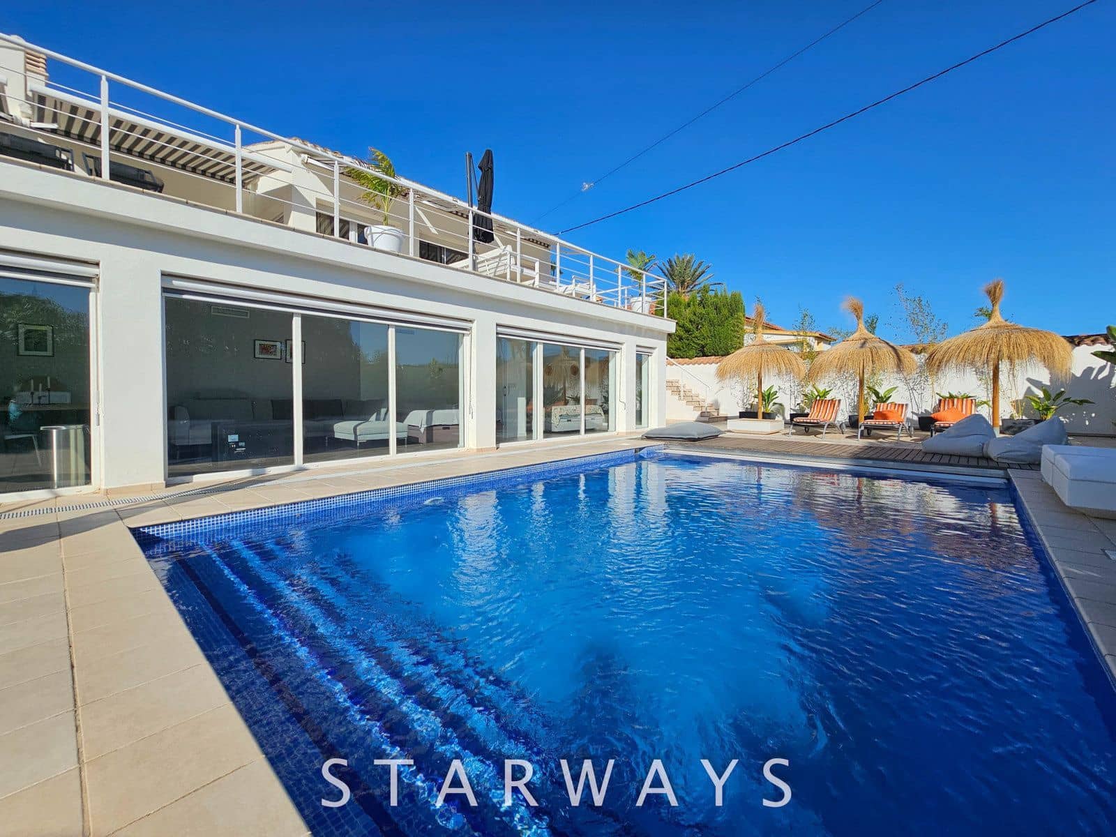 3 Zimmer Villa zu verkaufen in Alfaz del Pi / L'Alfas del Pi mit Pool Garage - 789.000 € (Ref: 9287491)