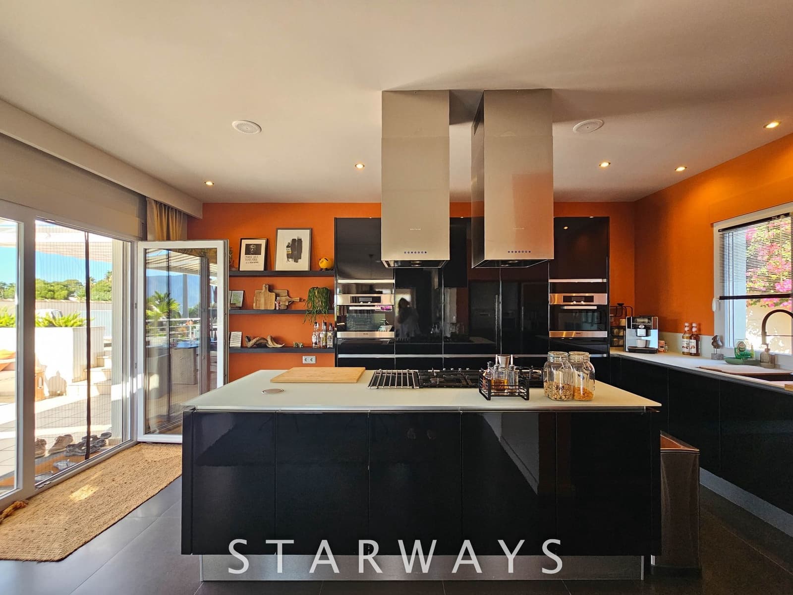 3 Zimmer Villa zu verkaufen in Alfaz del Pi / L'Alfas del Pi mit Pool Garage - 789.000 € (Ref: 9287491)