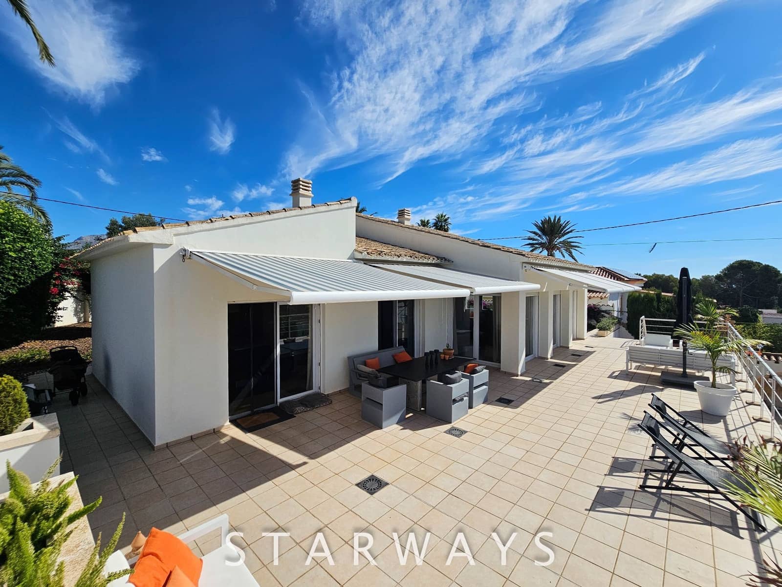 3 Zimmer Villa zu verkaufen in Alfaz del Pi / L'Alfas del Pi mit Pool Garage - 789.000 € (Ref: 9287491)