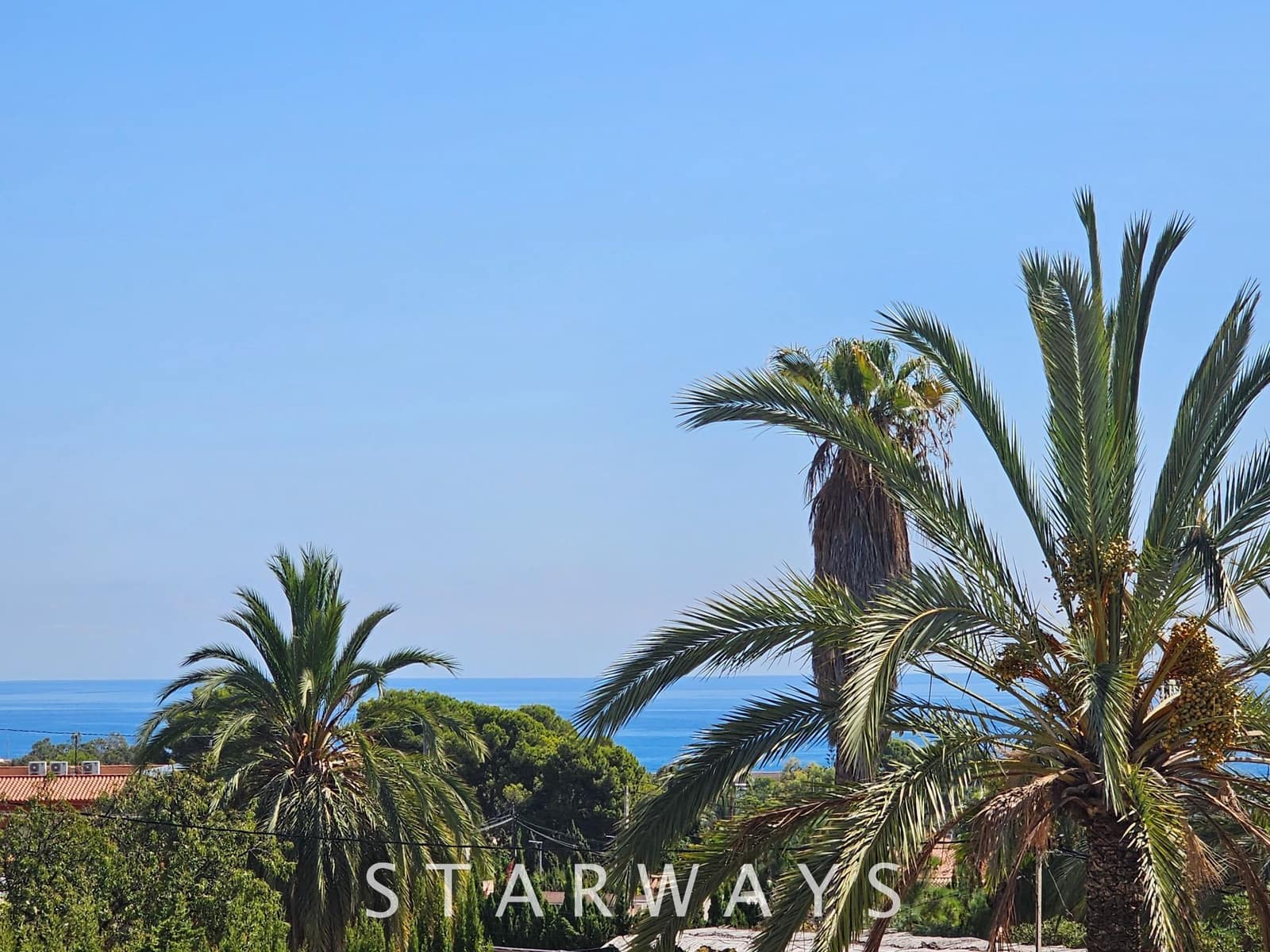 5 bedroom Villa for sale in Altea with pool garage - € 560,000 (Ref: 9310478)