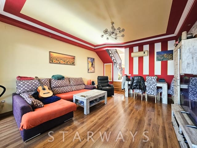 2 bedroom Semi-detached Villa for sale in Polop with pool garage - € 325,000 (Ref: 9451638)