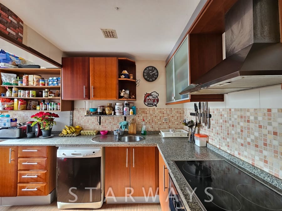 Pareado de 2 habitaciones en Polop en venta con piscina garaje - 325.000 € (Ref: 9451638)