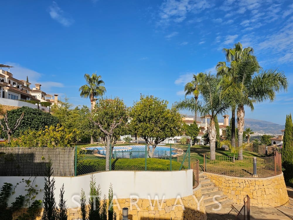 Chalet de 2 habitaciones en Polop en venta con piscina garaje - 325.000 € (Ref: 9451639)