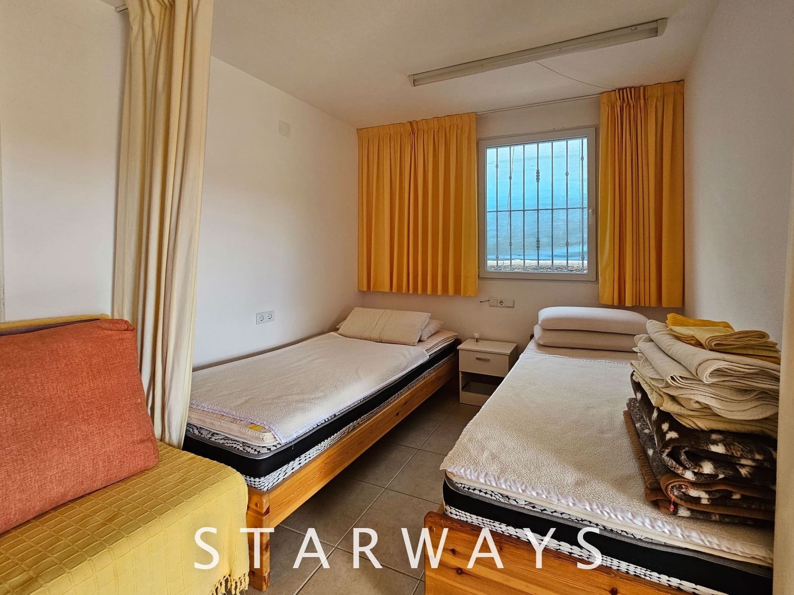 5 bedroom Villa for sale in La Nucia with garage - € 475,000 (Ref: 9494287)