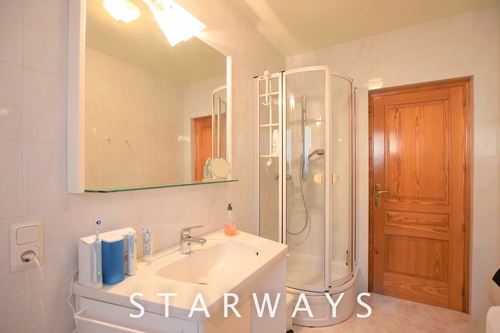 Chalet de 3 habitaciones en La Nucia en venta con piscina garaje - 449.000 € (Ref: 9560912)