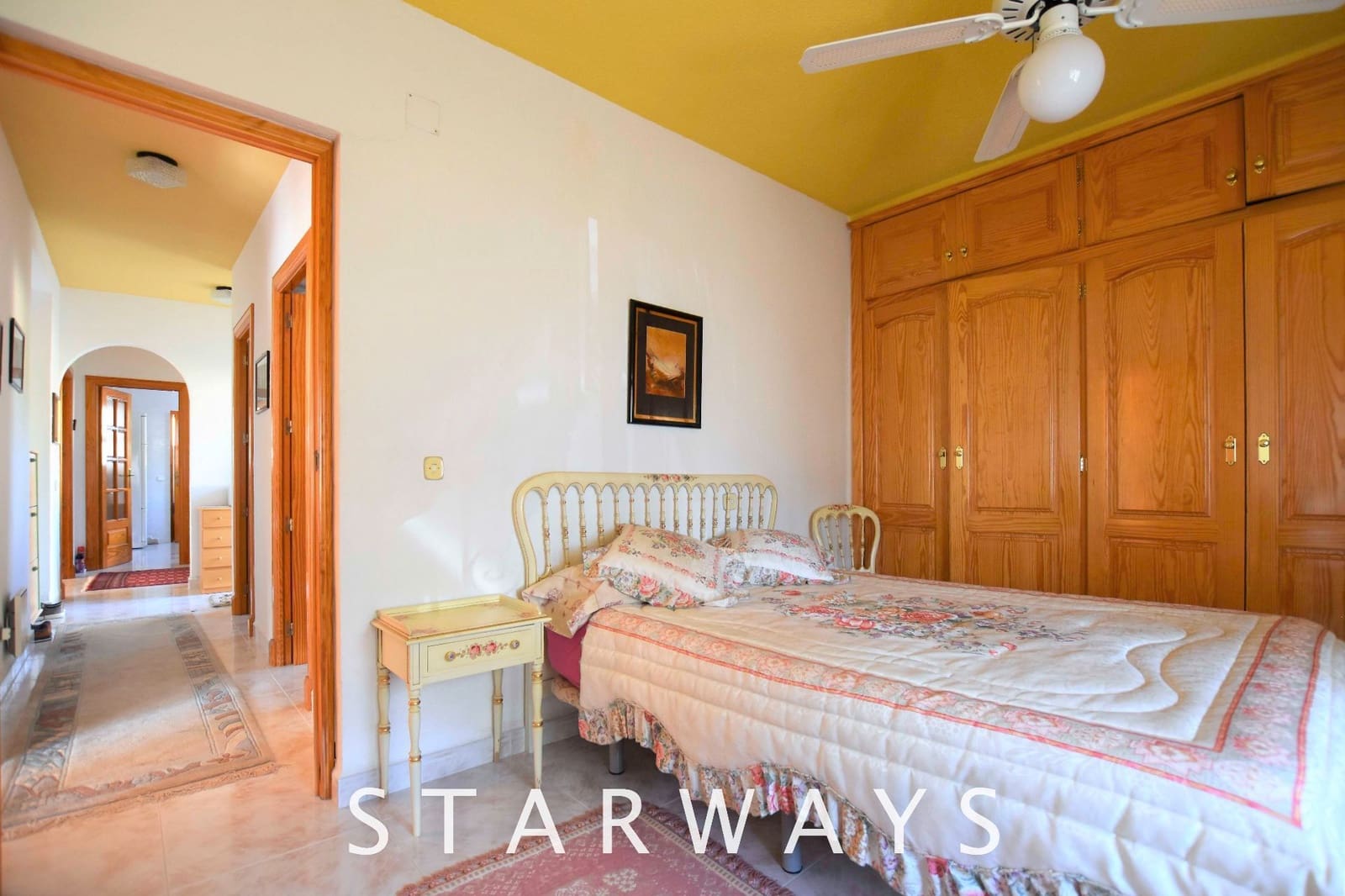 Chalet de 3 habitaciones en La Nucia en venta con piscina garaje - 449.000 € (Ref: 9560912)