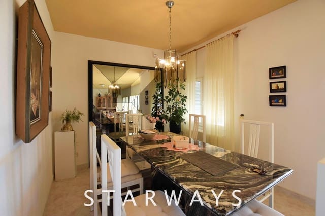 3 soveværelse Villa til salg i La Nucia med swimmingpool garage - € 420.000 (Ref: 9625333)