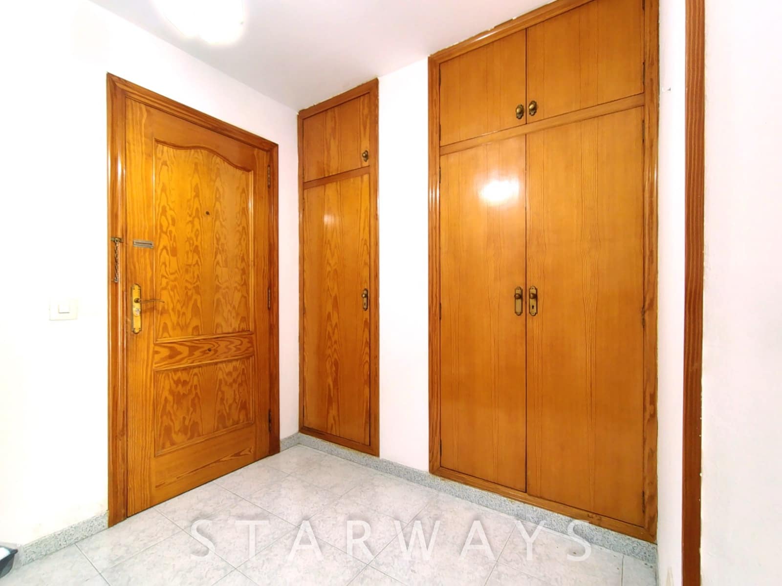 1 bedroom Apartment for sale in Alfaz del Pi / L'Alfas del Pi - € 229,000 (Ref: 9639080)