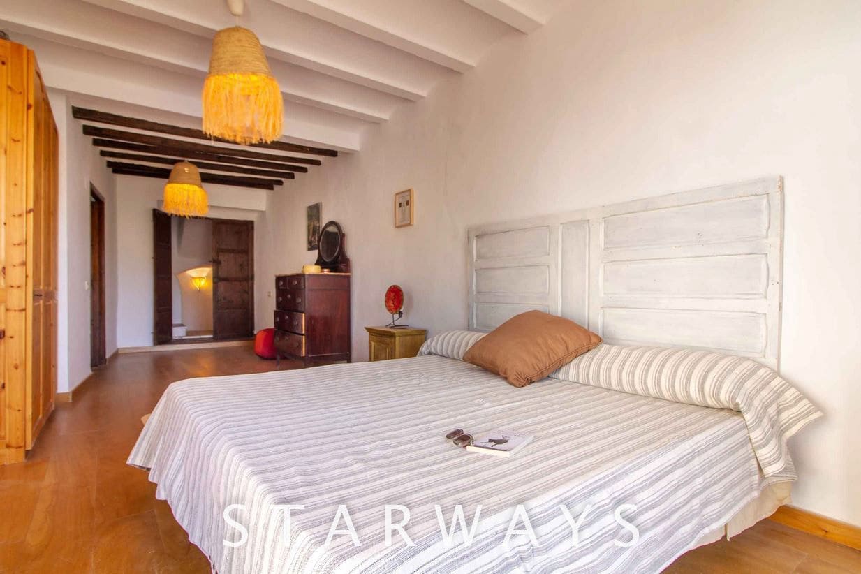 4 bedroom Townhouse for sale in Polop with pool - € 550,000 (Ref: 9788137)