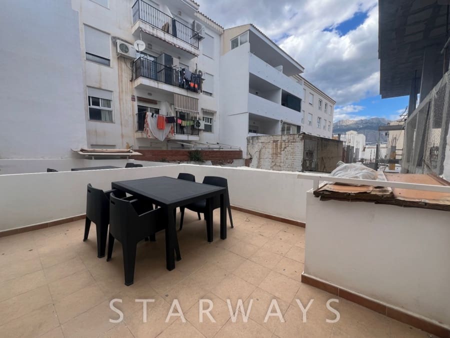 2 bedroom Apartment for sale in Altea - € 250,000 (Ref: 9838882)