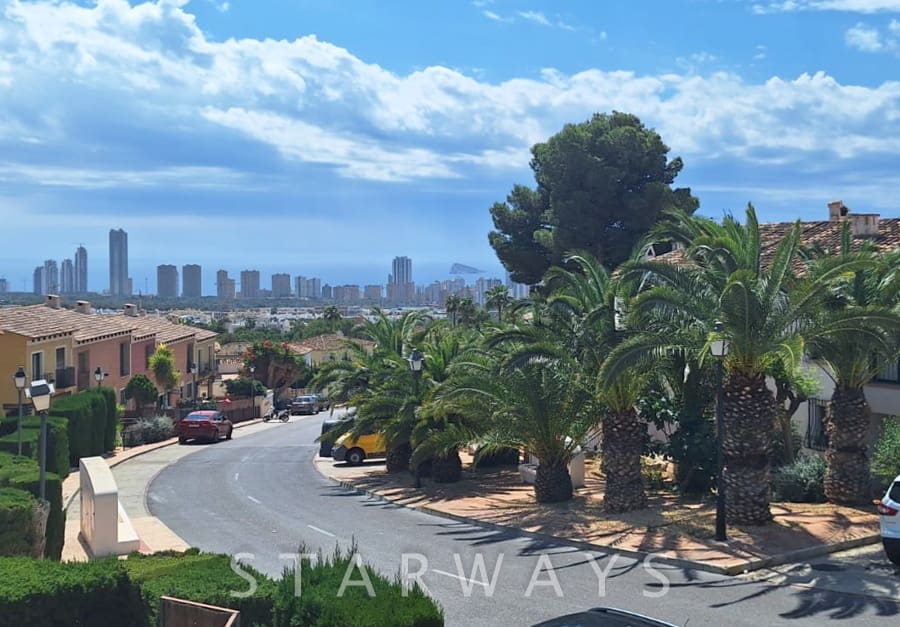 2 bedroom Villa for sale in Finestrat with pool - € 315,000 (Ref: 9840073)