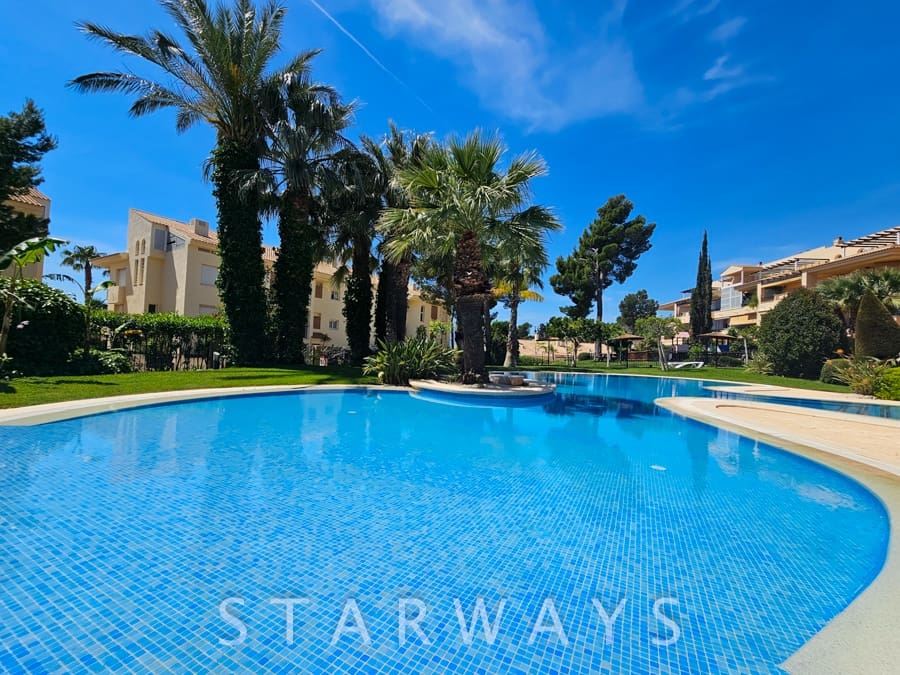 3 bedroom Apartment for sale in Altea with pool garage - € 525,000 (Ref: 9854900)