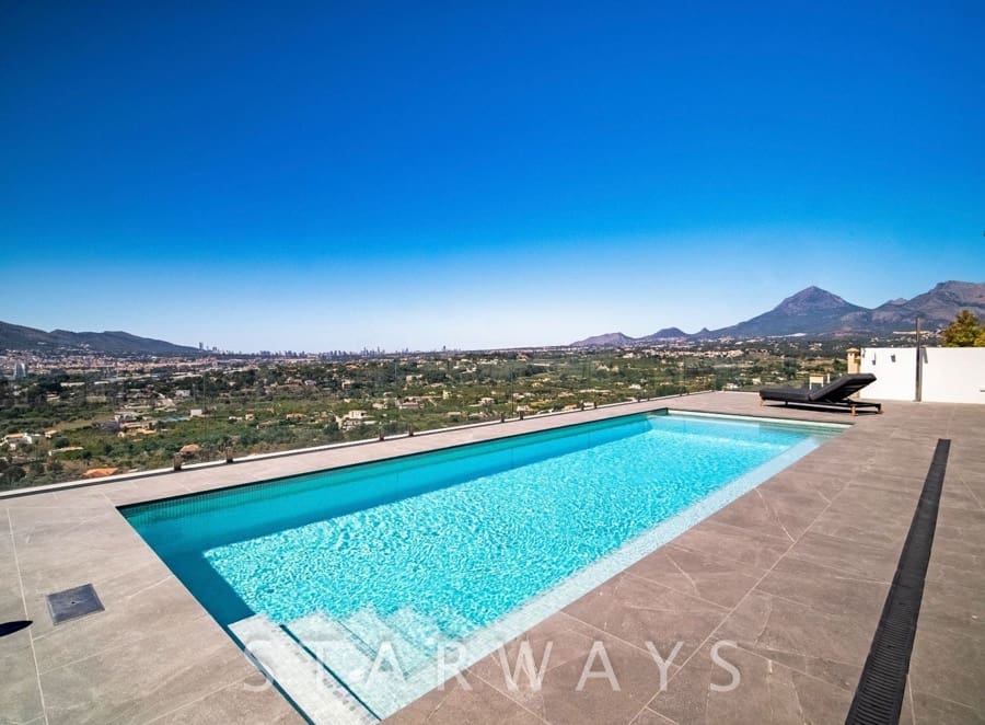 3 chambre Villa/Maison à vendre à Altea avec piscine garage - 2 950 000 € (Ref: 9866462)