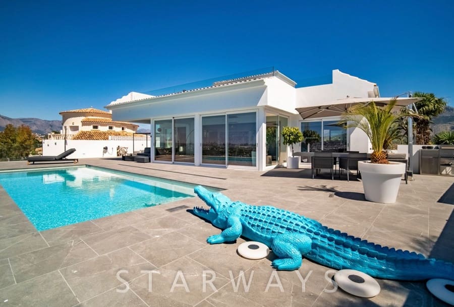 3 chambre Villa/Maison à vendre à Altea avec piscine garage - 2 950 000 € (Ref: 9866462)