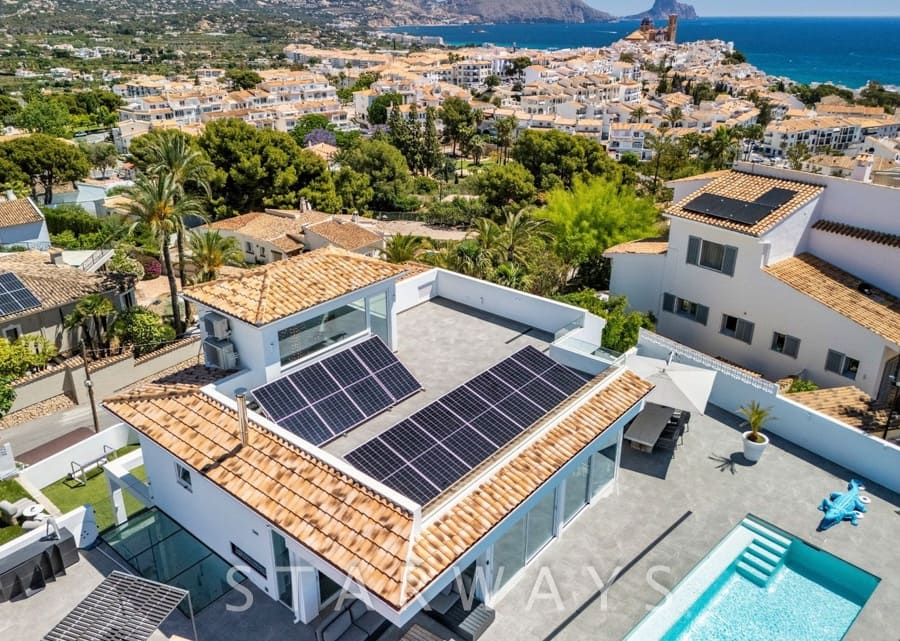 3 chambre Villa/Maison à vendre à Altea avec piscine garage - 2 950 000 € (Ref: 9866462)
