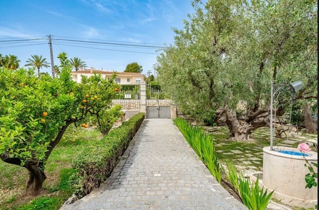 5 sypialnia Willa na sprzedaż w Altea z basenem garażem - 1 990 000 € (Ref: 9919333)