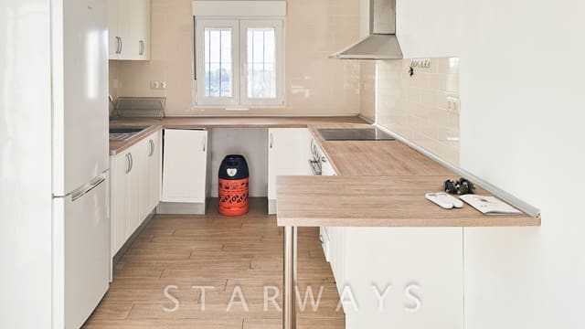 4 soveværelse Villa til salg i La Nucia med garage - € 425.000 (Ref: 9928710)