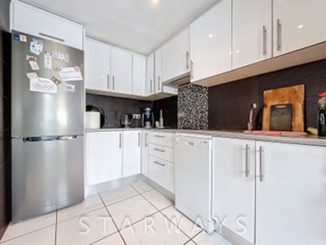 5 soverom Villa til salgs i Alfaz del Pi / L'Alfàs del Pi med svømmebasseng garasje - € 699 000 (Ref: 9961976)