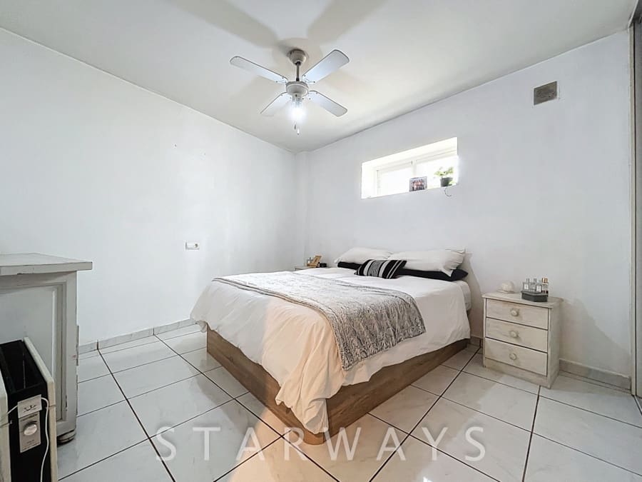 5 bedroom Villa for sale in Alfaz del Pi / L'Alfas del Pi with pool garage - € 699,000 (Ref: 9961976)