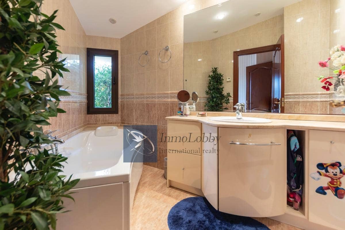 4 soverom Villa til salgs i S'Agaro med svømmebasseng garasje - € 8 500 000 (Ref: 5307135)