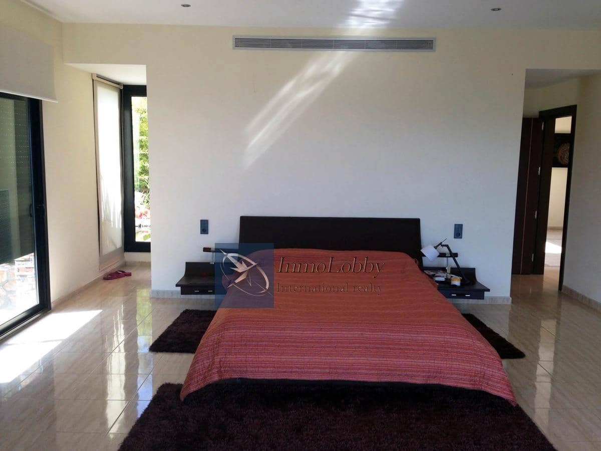 5 makuuhuone Huvila myytävänä paikassa Platja d'Aro mukana uima-altaan 
autotalli - 3 333 000 € (Ref: 5322722)