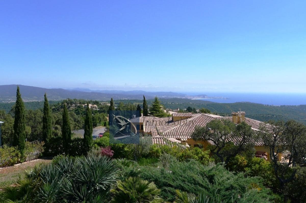 5 makuuhuone Huvila myytävänä paikassa Platja d'Aro mukana uima-altaan 
autotalli - 3 333 000 € (Ref: 5322722)