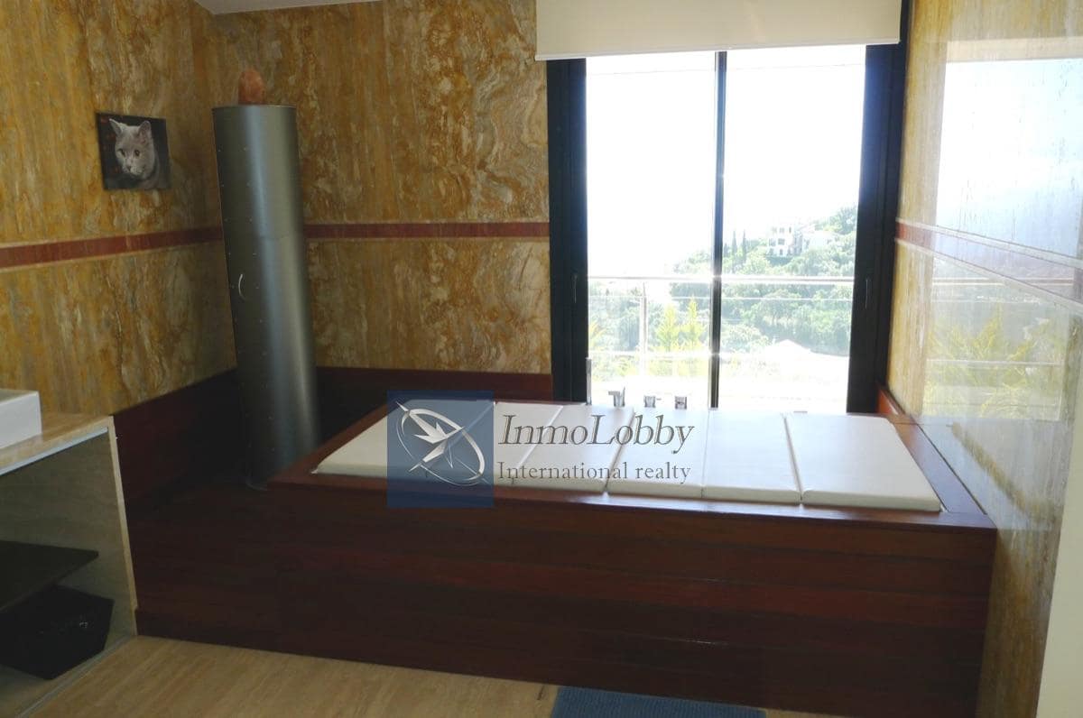 5 makuuhuone Huvila myytävänä paikassa Platja d'Aro mukana uima-altaan 
autotalli - 3 333 000 € (Ref: 5322722)