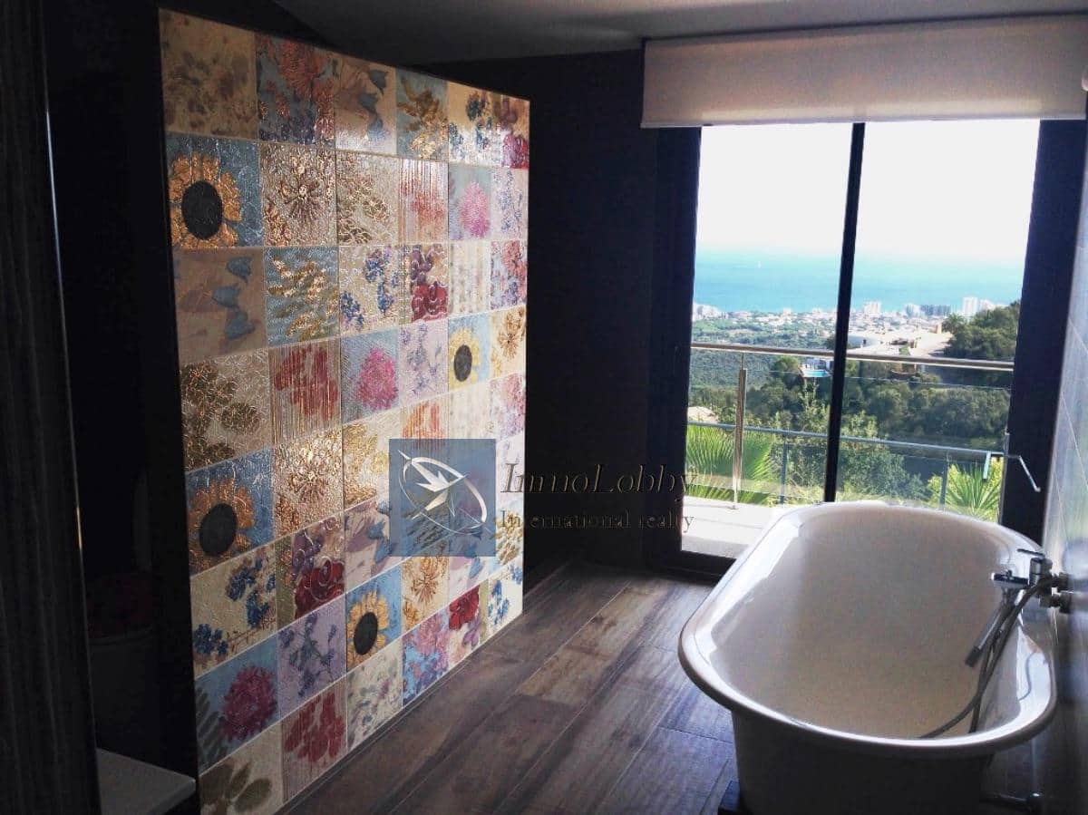 5 makuuhuone Huvila myytävänä paikassa Platja d'Aro mukana uima-altaan 
autotalli - 3 333 000 € (Ref: 5322722)