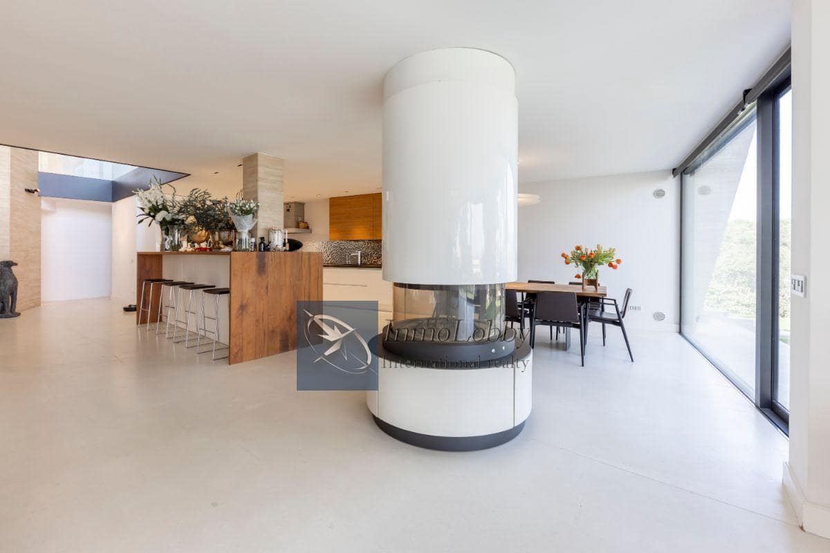 6 bedroom Villa for sale in Sant Feliu de Guixols with pool garage - € 2,650,000 (Ref: 5976354)