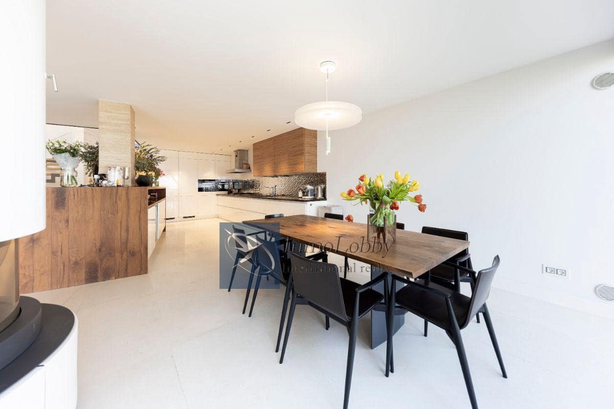 6 bedroom Villa for sale in Sant Feliu de Guixols with pool garage - € 2,650,000 (Ref: 5976354)