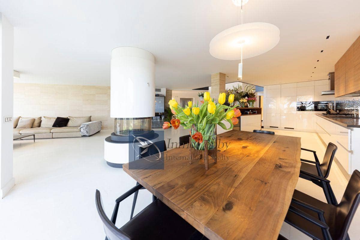 6 bedroom Villa for sale in Sant Feliu de Guixols with pool garage - € 2,650,000 (Ref: 5976354)