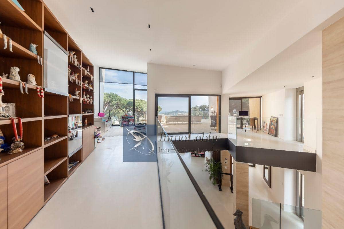 6 bedroom Villa for sale in Sant Feliu de Guixols with pool garage - € 2,650,000 (Ref: 5976354)