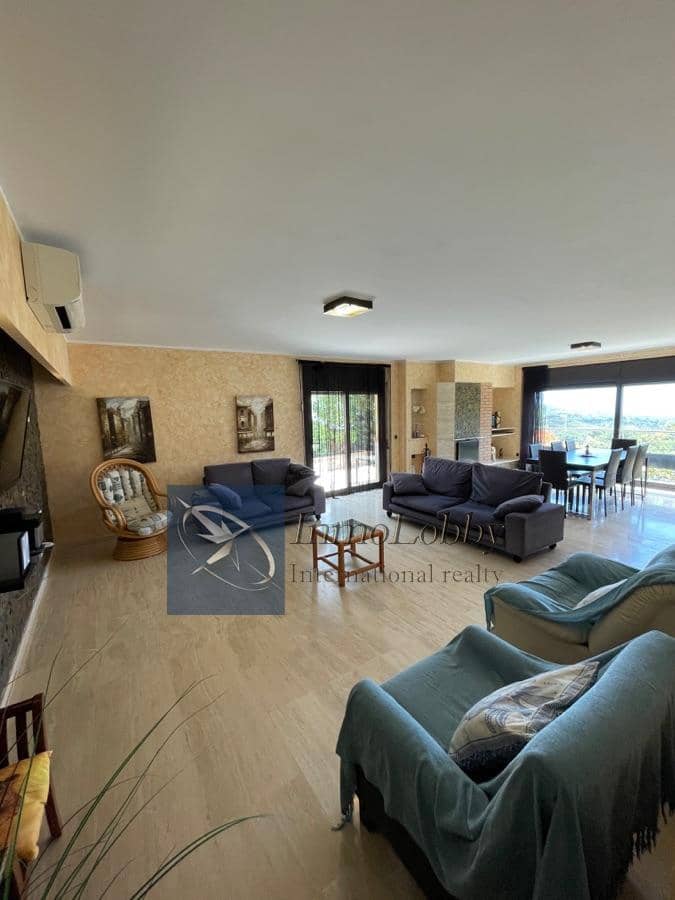 3 sypialnia Willa na sprzedaż w Platja d'Aro z basenem garażem - 820 000 € (Ref: 6076429)