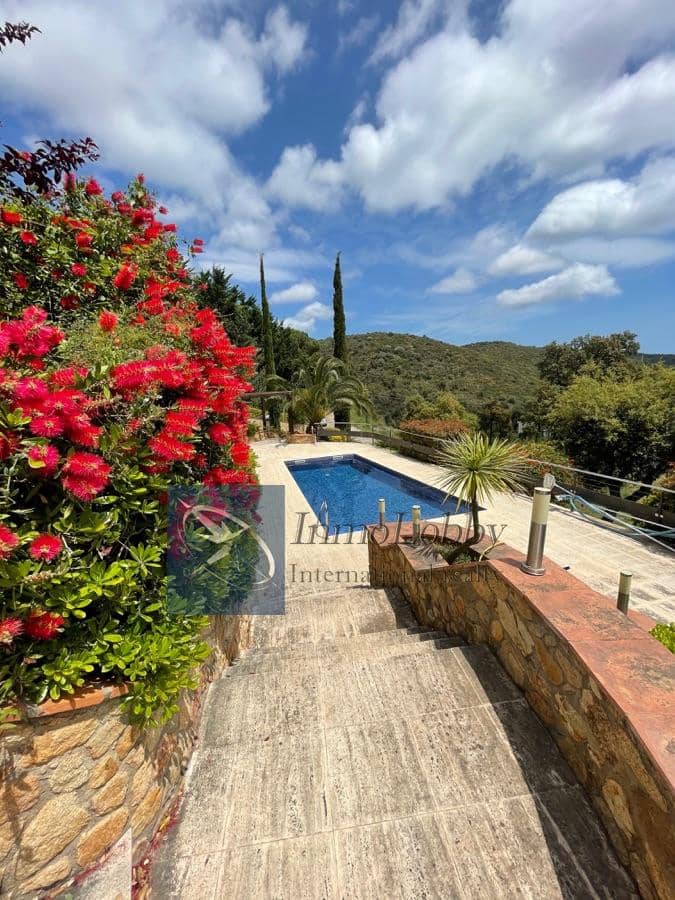 3 sypialnia Willa na sprzedaż w Platja d'Aro z basenem garażem - 820 000 € (Ref: 6076429)