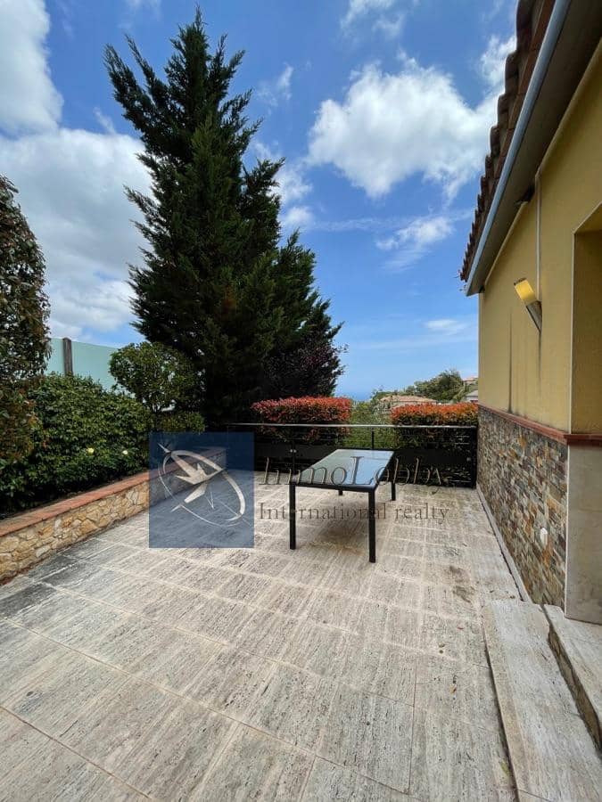 3 sypialnia Willa na sprzedaż w Platja d'Aro z basenem garażem - 820 000 € (Ref: 6076429)