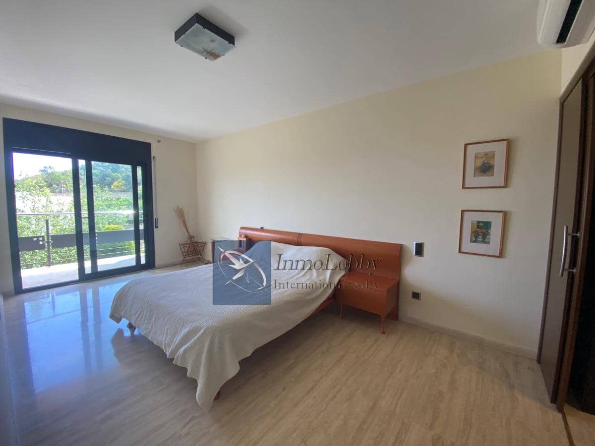 3 sypialnia Willa na sprzedaż w Platja d'Aro z basenem garażem - 820 000 € (Ref: 6076429)